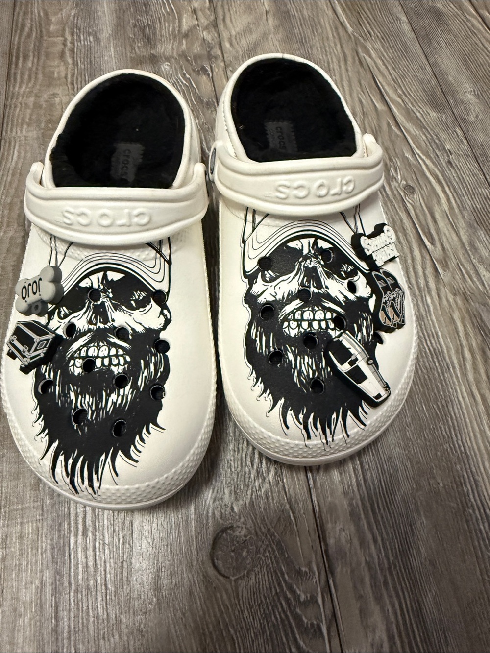 Luke Combs CROCS Skully with Jibbets White Clog with Black Skull Graphic- M7/M9